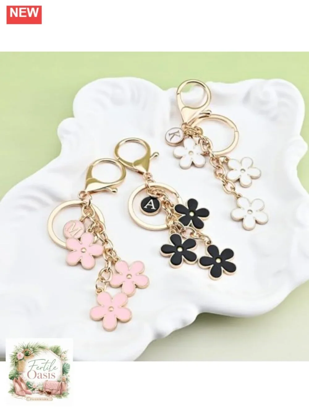 Personalized Initial Letter Keychain Bag Charm for Women, Floral Zinc Alloy